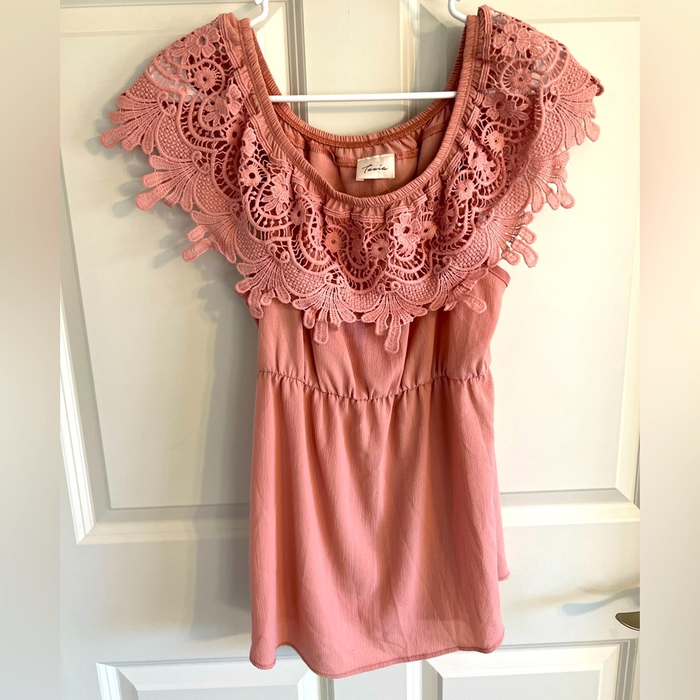 NWT Beautiful Pink Women’s Top